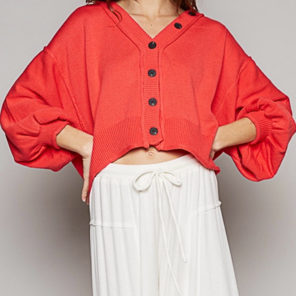 BP23❤️POL pristine red v-neck button front top which doubles as cardi! Day2date! - Picture 6 of 9